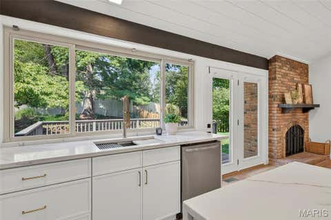 Tiny photo for 15261 Kempwood Drive, Chesterfield, MO 63017 (MLS # 26051663)