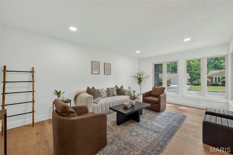 Tiny photo for 15261 Kempwood Drive, Chesterfield, MO 63017 (MLS # 26051663)