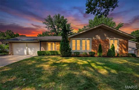 Tiny photo for 15261 Kempwood Drive, Chesterfield, MO 63017 (MLS # 26051663)