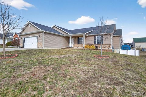 Tiny photo for 101 Kensington Palace Drive, Troy, MO 63379 (MLS # 26006138)