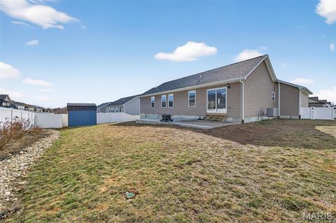 Tiny photo for 101 Kensington Palace Drive, Troy, MO 63379 (MLS # 26006138)