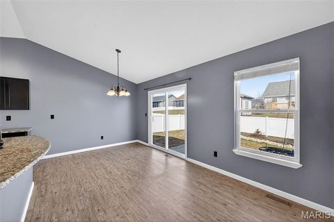 Tiny photo for 101 Kensington Palace Drive, Troy, MO 63379 (MLS # 26006138)