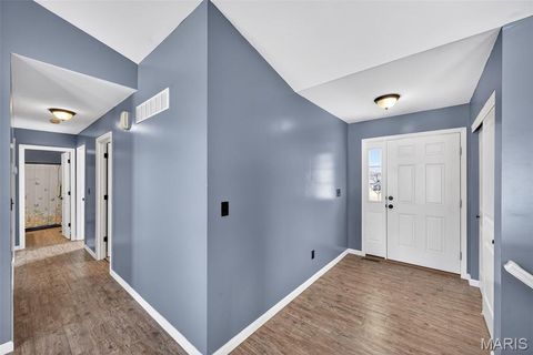 Tiny photo for 101 Kensington Palace Drive, Troy, MO 63379 (MLS # 26006138)