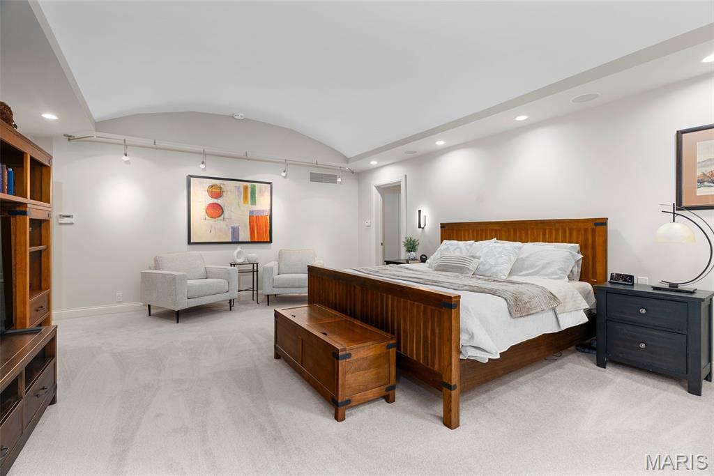 Ladue Downs 1 - Residential