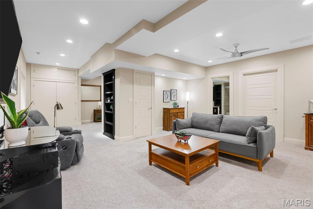 Ladue Downs 1 - Residential