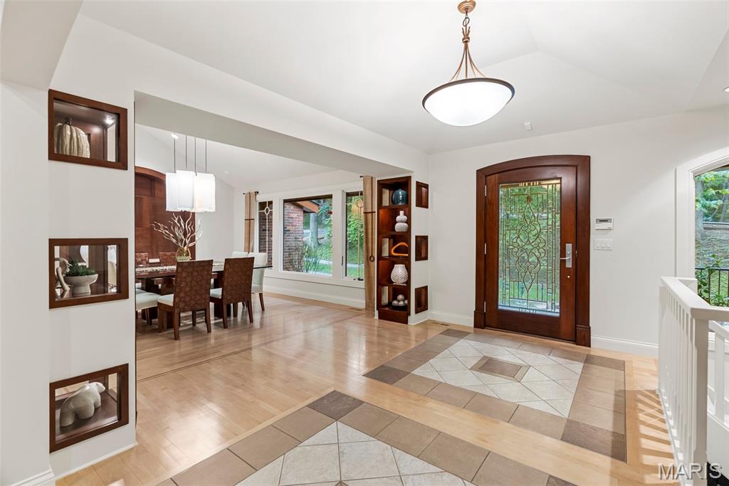 Ladue Downs 1 - Residential