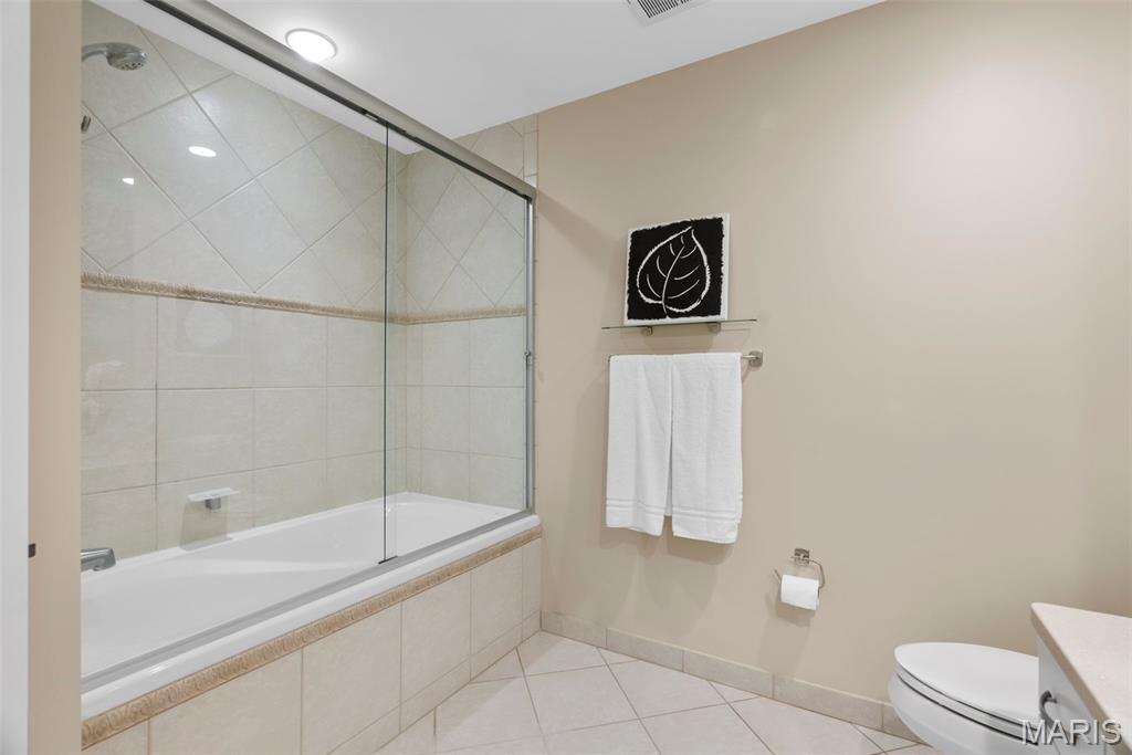 Ladue Downs 1 - Residential