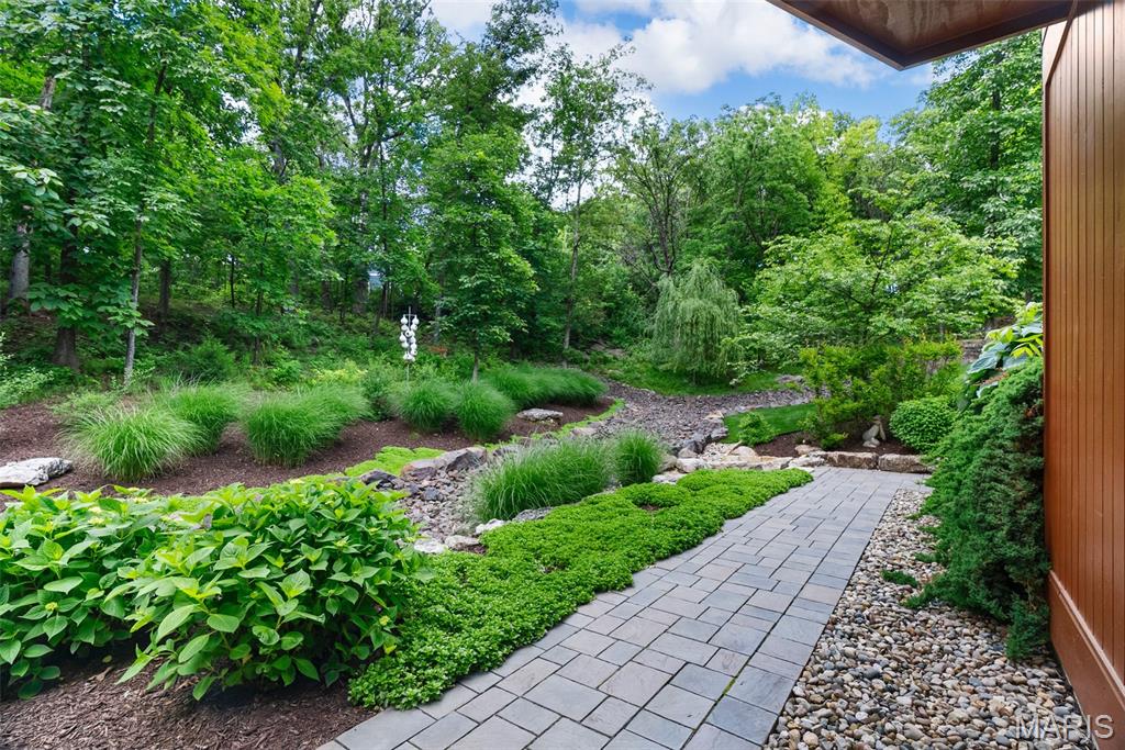 Ladue Downs 1 - Residential