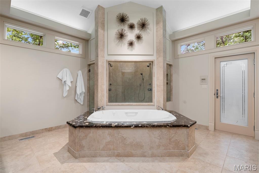 Ladue Downs 1 - Residential