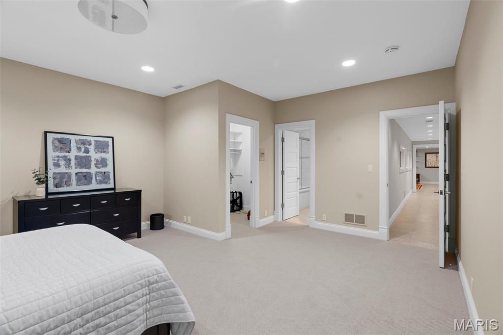 Ladue Downs 1 - Residential