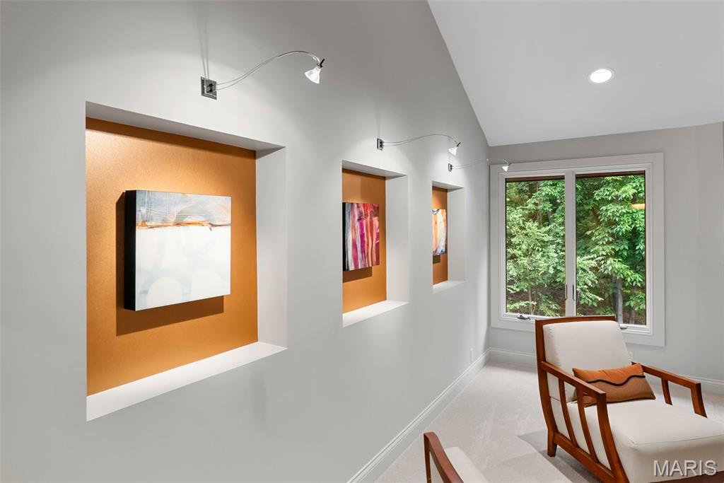 Ladue Downs 1 - Residential