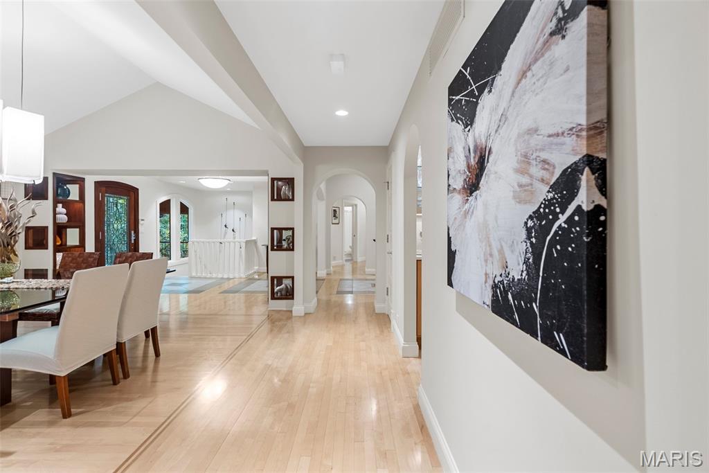 Ladue Downs 1 - Residential