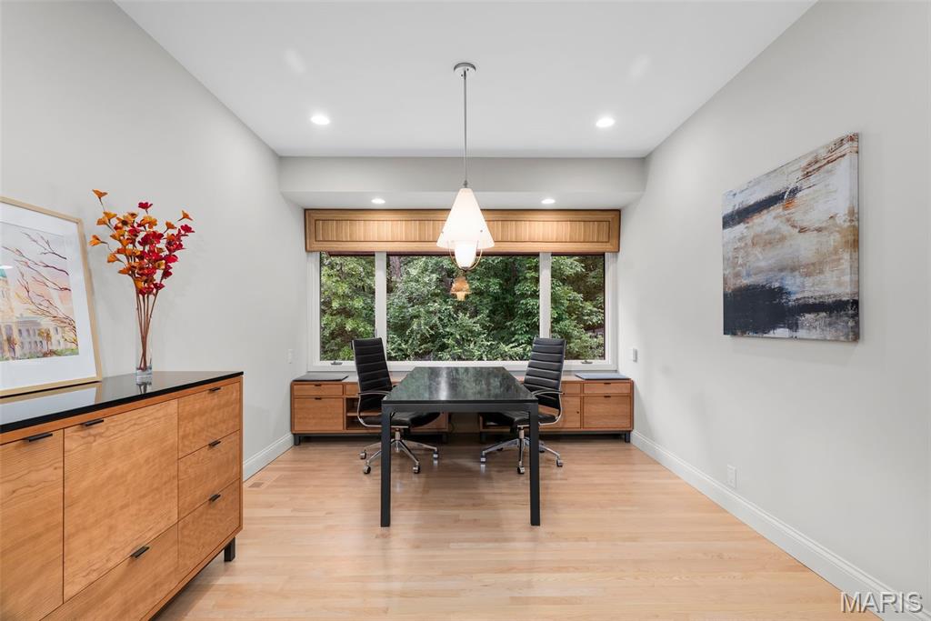 Ladue Downs 1 - Residential