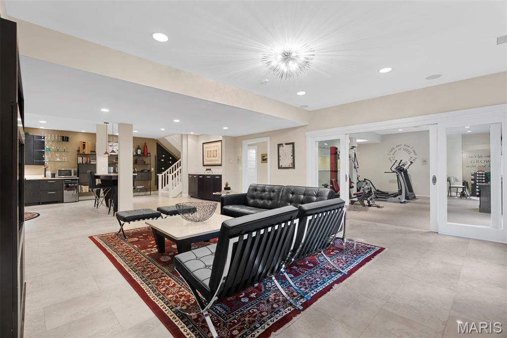 Ladue Downs 1 - Residential