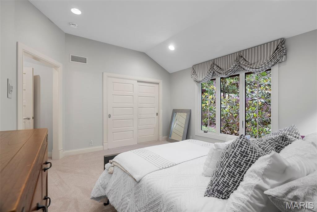 Ladue Downs 1 - Residential