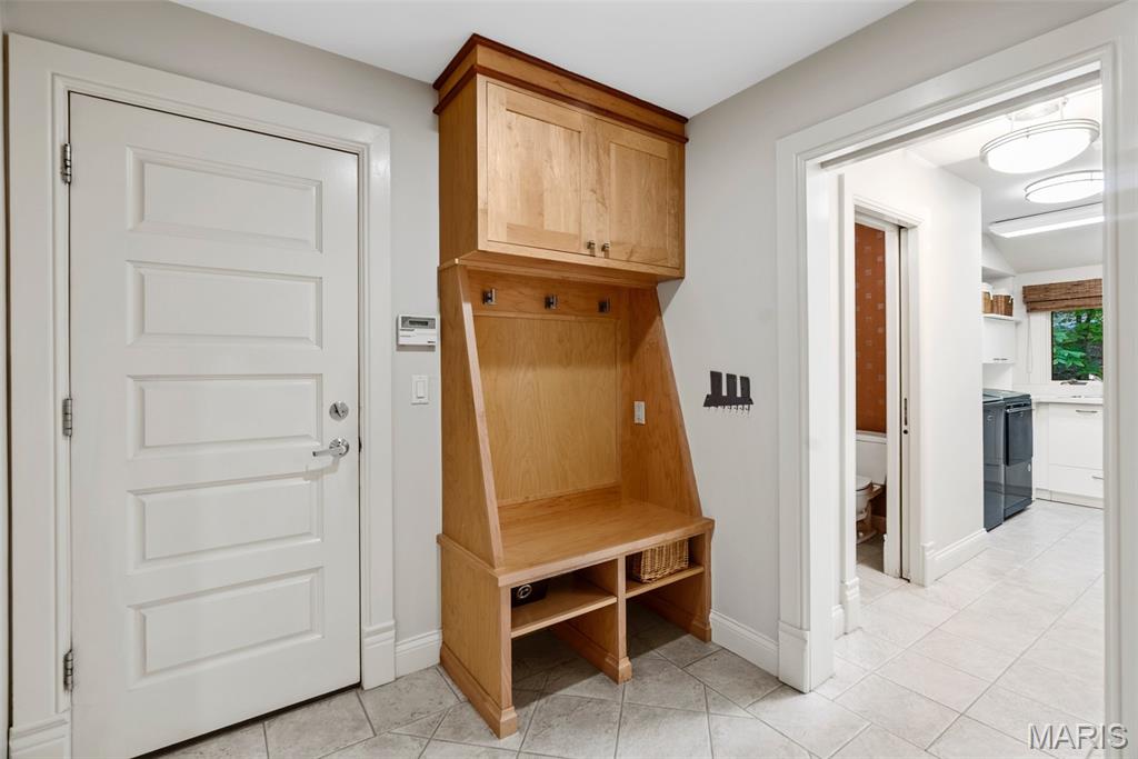 Ladue Downs 1 - Residential