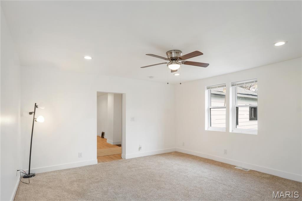 Jennings, Missouri 63136, United States, 2 Bedrooms Bedrooms, ,1 BathroomBathrooms,Residential,Active,152134