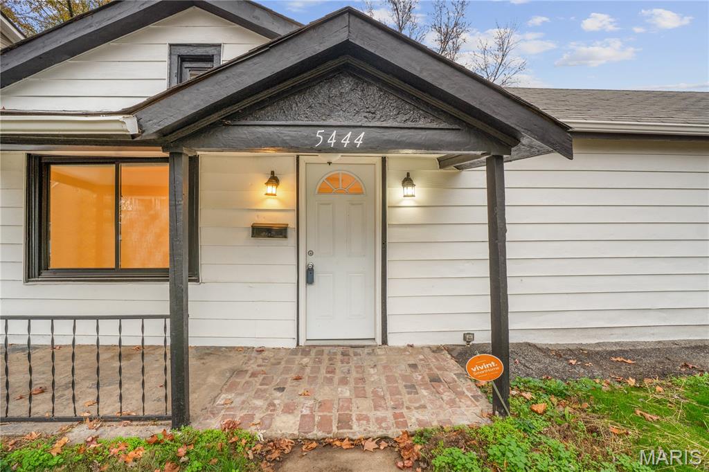 Jennings, Missouri 63136, United States, 2 Bedrooms Bedrooms, ,1 BathroomBathrooms,Residential,Active,152134