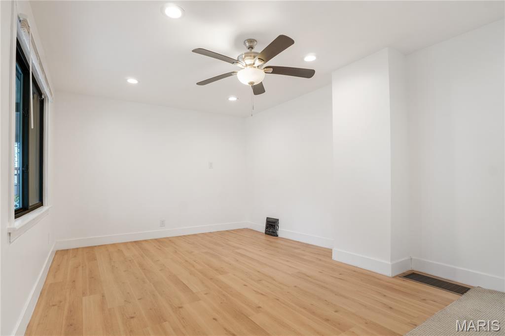 Jennings, Missouri 63136, United States, 2 Bedrooms Bedrooms, ,1 BathroomBathrooms,Residential,Active,152134