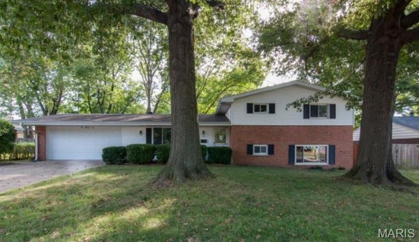 106 WILLIAMSBURG DR, BELLEVILLE, IL 62221 - Image a0e55a03733e2af151fcf99e1dbf9aeb/2954149070
