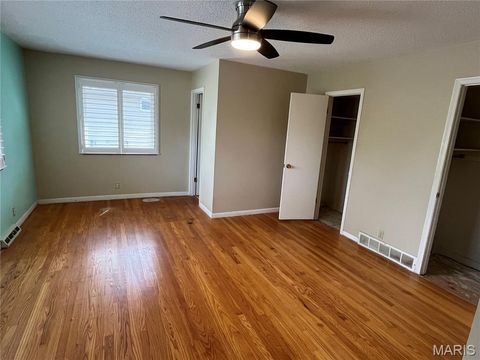Tiny photo for 512 Bryan Avenue, Kirkwood, MO 63122 (MLS # 26026742)