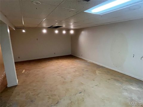 Tiny photo for 512 Bryan Avenue, Kirkwood, MO 63122 (MLS # 26026742)