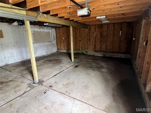 Tiny photo for 512 Bryan Avenue, Kirkwood, MO 63122 (MLS # 26026742)
