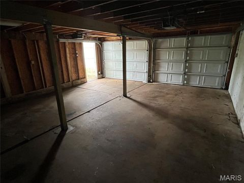 Tiny photo for 512 Bryan Avenue, Kirkwood, MO 63122 (MLS # 26026742)