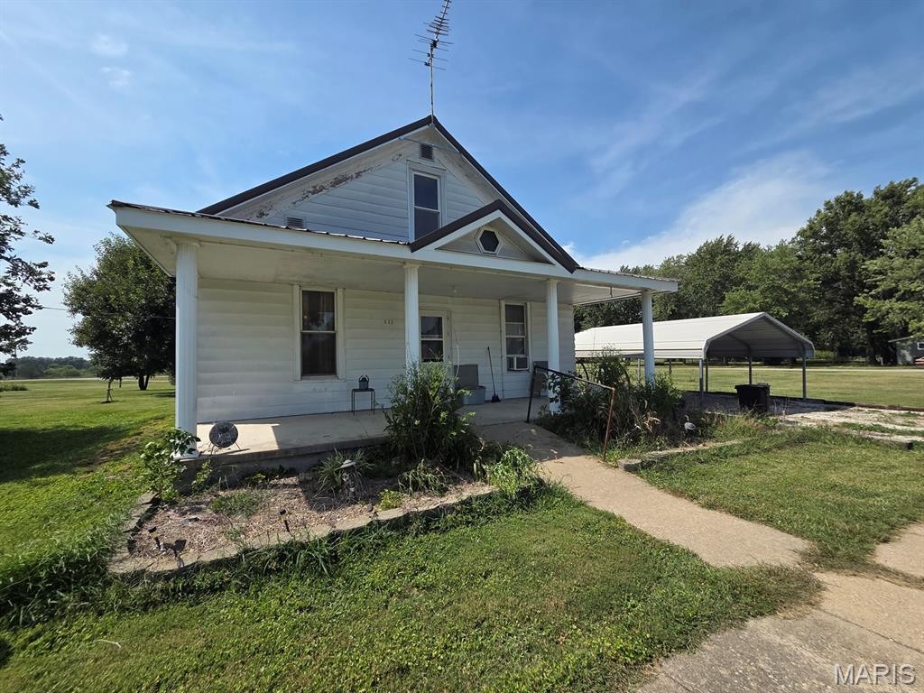 Photo of 111 N Banner Street, Knox City, MO 63446 (MLS # 26056404)