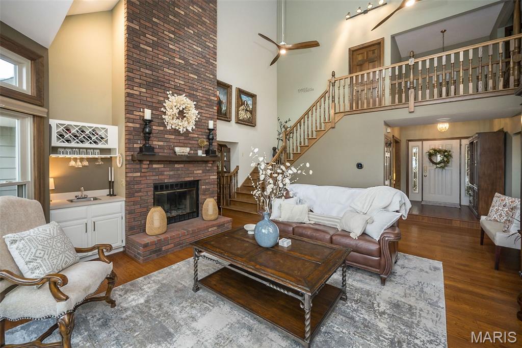 1553 Ridge Road