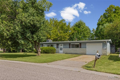 Photo of 1251 Cove Lane, Unincorporated, MO 63138 (MLS # 26049303)