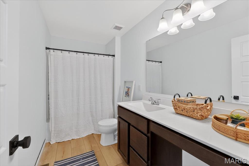 Streets Of Caledonia #3 - Residential