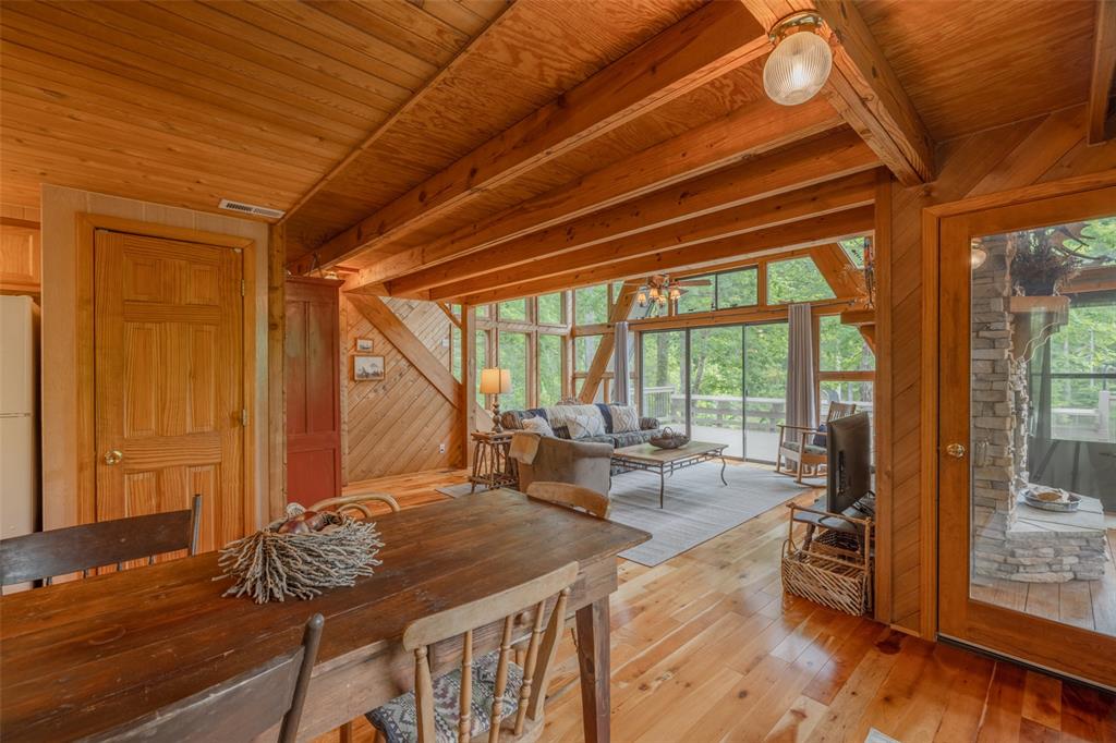 2441 Alpine Lake Drive