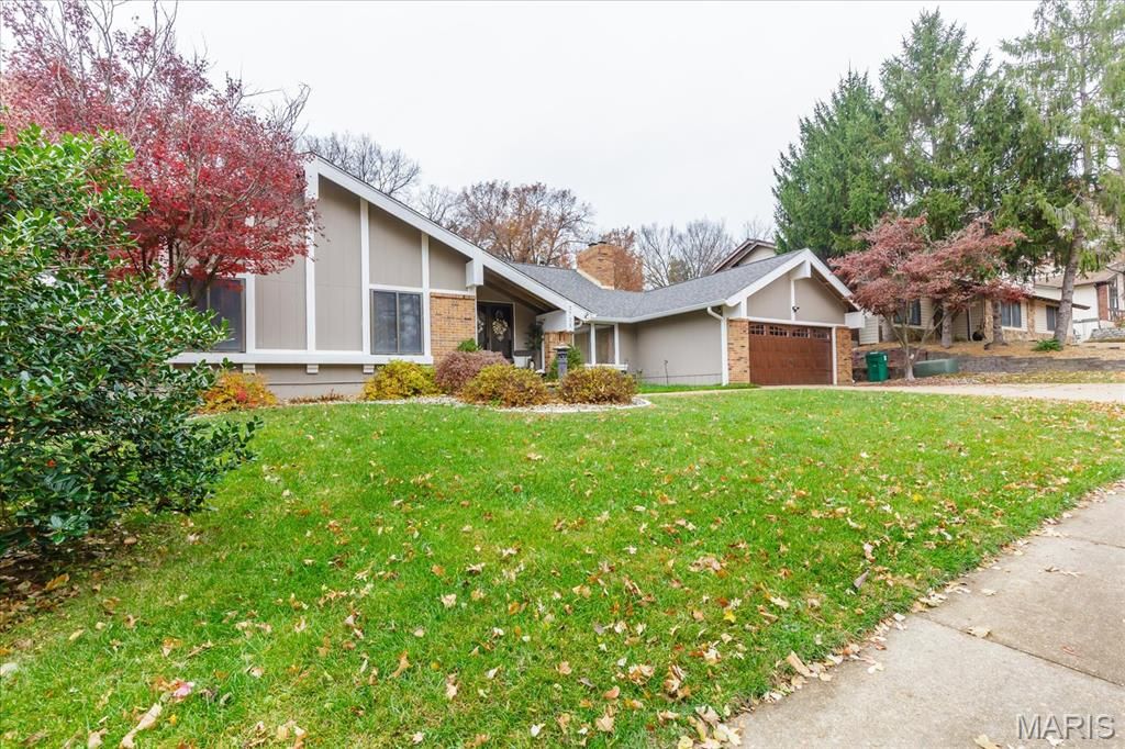 Photo of 2721 Heritage Landing, St Charles, MO 63303 (MLS # 26003711)