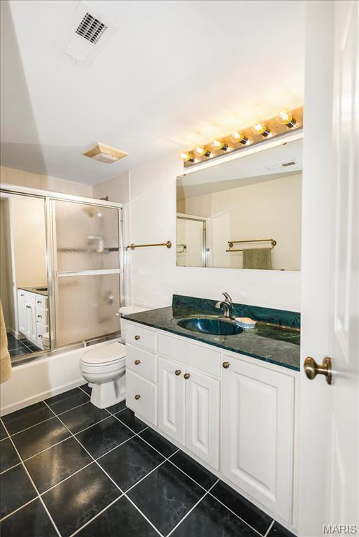 Brentwood Forest Condo Ph Eight - Residential