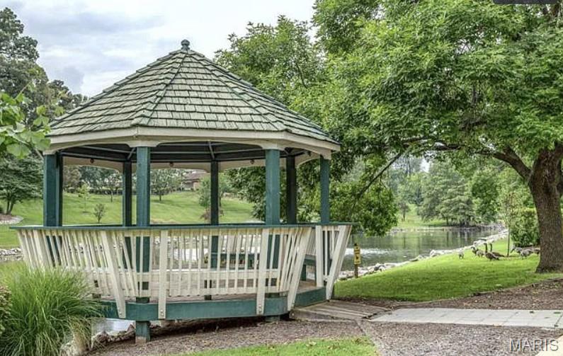 Brentwood Forest Condo Ph Eight - Residential