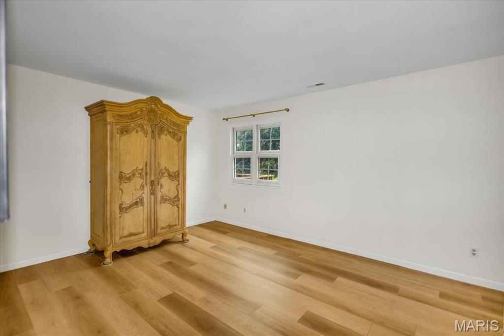 Brentwood Forest Condo Ph Eight - Residential