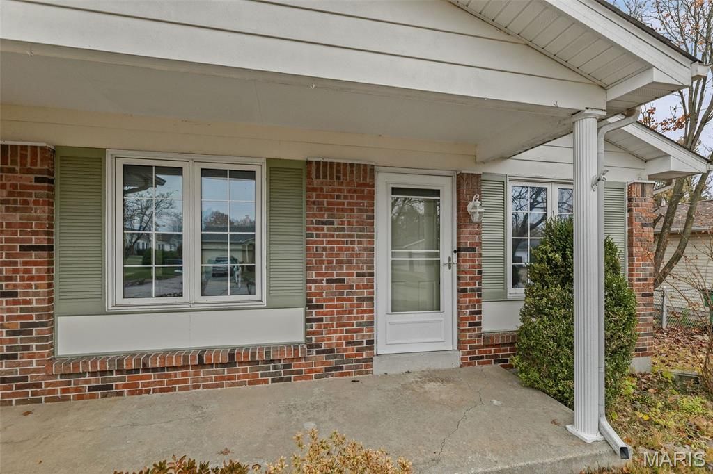 Photo of 15626 94th Avenue, Florissant, MO 63034 (MLS # 26020406)