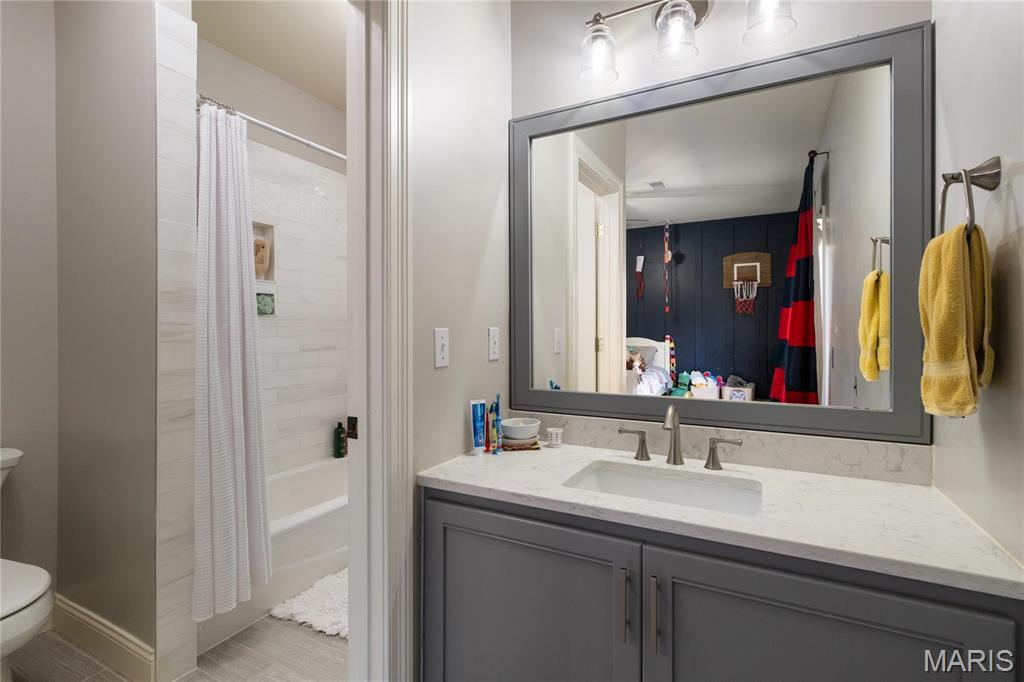 Crossing At Chesterfield The - Residential