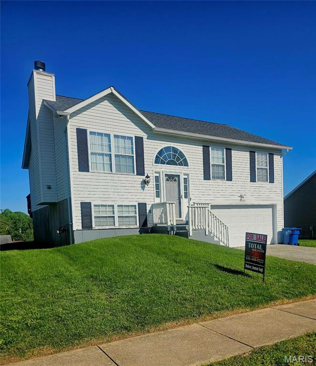 Photo of 12550 Evening Shade Drive, Black Jack, MO 63033 (MLS # 26024017)