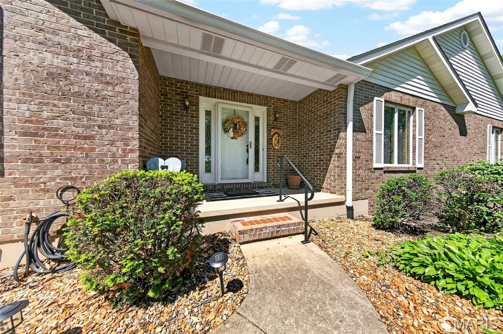 101 Hilltop Court