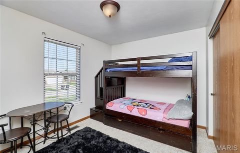 Tiny photo for 324 Parkway Drive, Troy, MO 63379 (MLS # 26028934)
