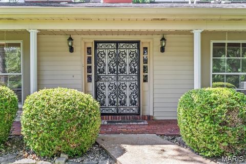 Tiny photo for 8 Balcon Estate, Creve Coeur, MO 63141 (MLS # 26013570)