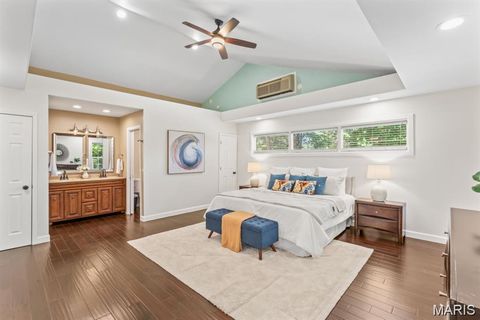 Tiny photo for 8 Balcon Estate, Creve Coeur, MO 63141 (MLS # 26013570)