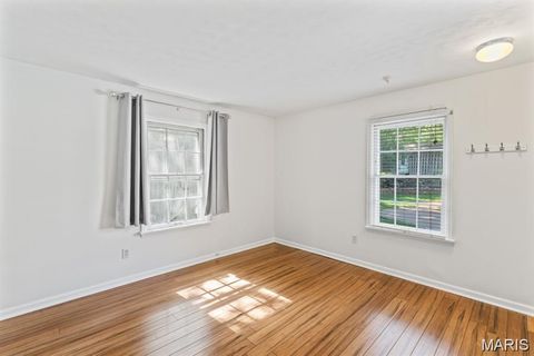 Tiny photo for 8 Balcon Estate, Creve Coeur, MO 63141 (MLS # 26013570)