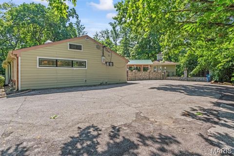 Tiny photo for 8 Balcon Estate, Creve Coeur, MO 63141 (MLS # 26013570)