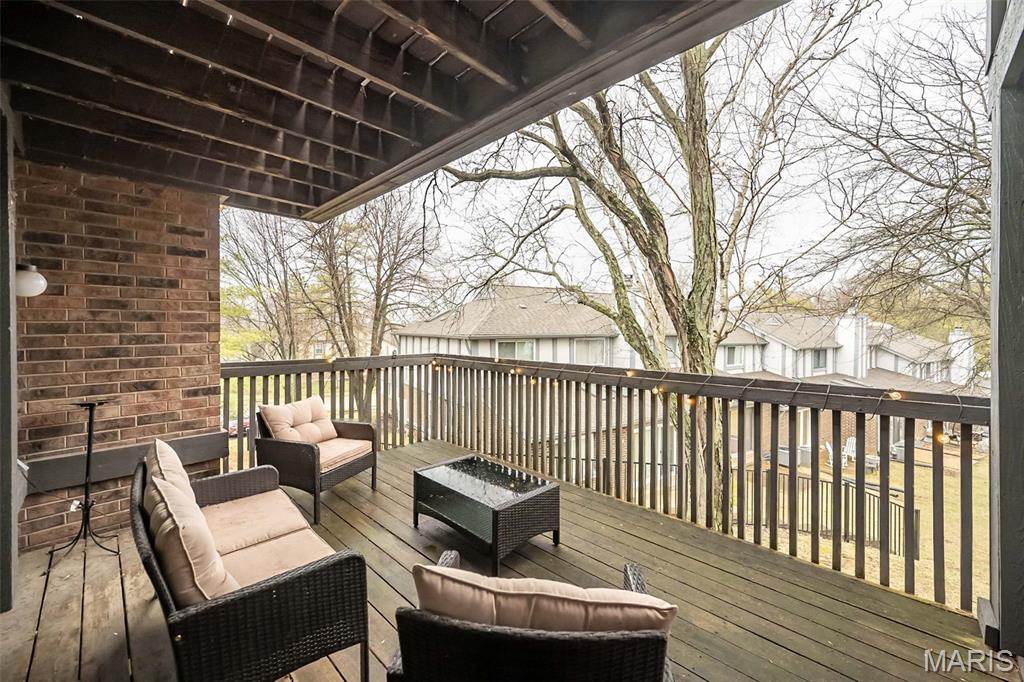 Royal Pines 1 Condo - Residential