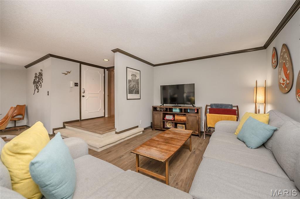 Royal Pines 1 Condo - Residential