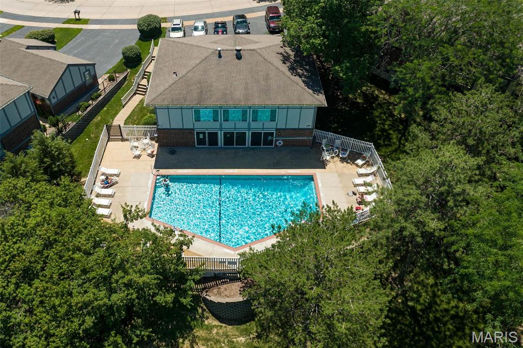 Royal Pines 1 Condo - Residential