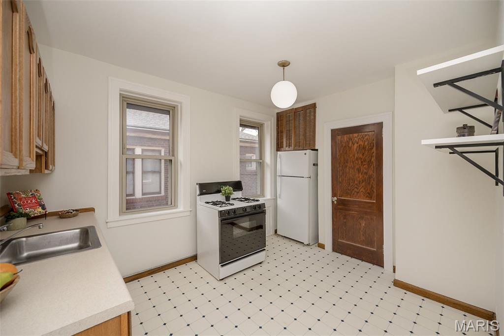 University Park - Residential Income